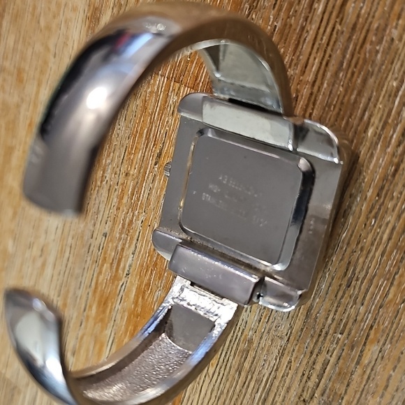 Alberto Fioro silver-tone cuff watch w/ a quartz movement and rhinestone accents - Picture 4 of 6